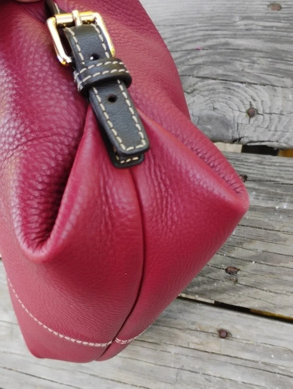 Dooney & Bourke Deep Wine Pebbled Leather Shoulder Bag with Brown Trim - Picture 4 of 12